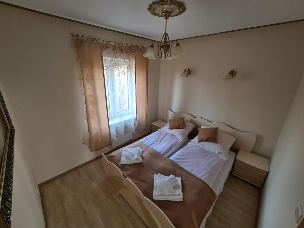 Hotel Mimoza Libusza ภายนอก รูปภาพ